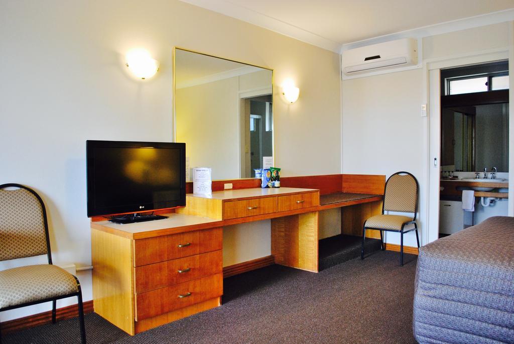 Cascades Motor Inn Dubbo Habitación foto